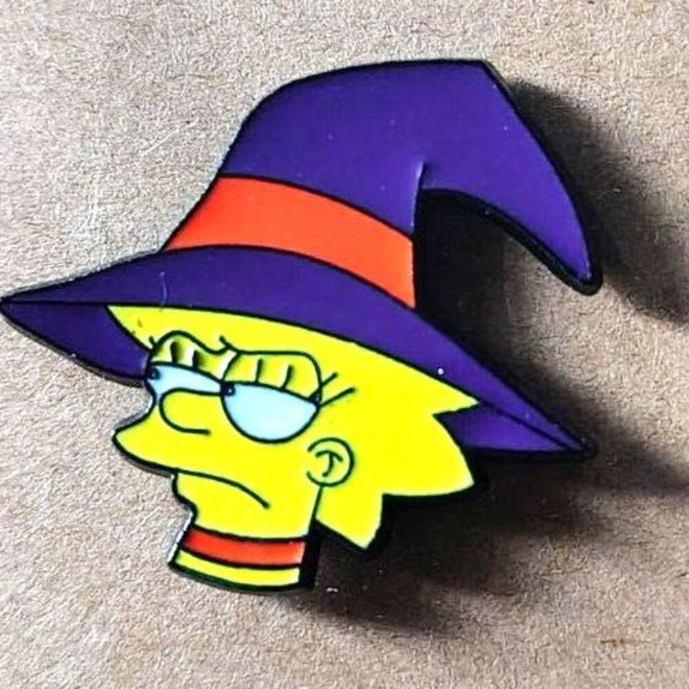 Vintage The Simpsons Witch Lisa Enamel Pin – Treehouse of Horror Collectible